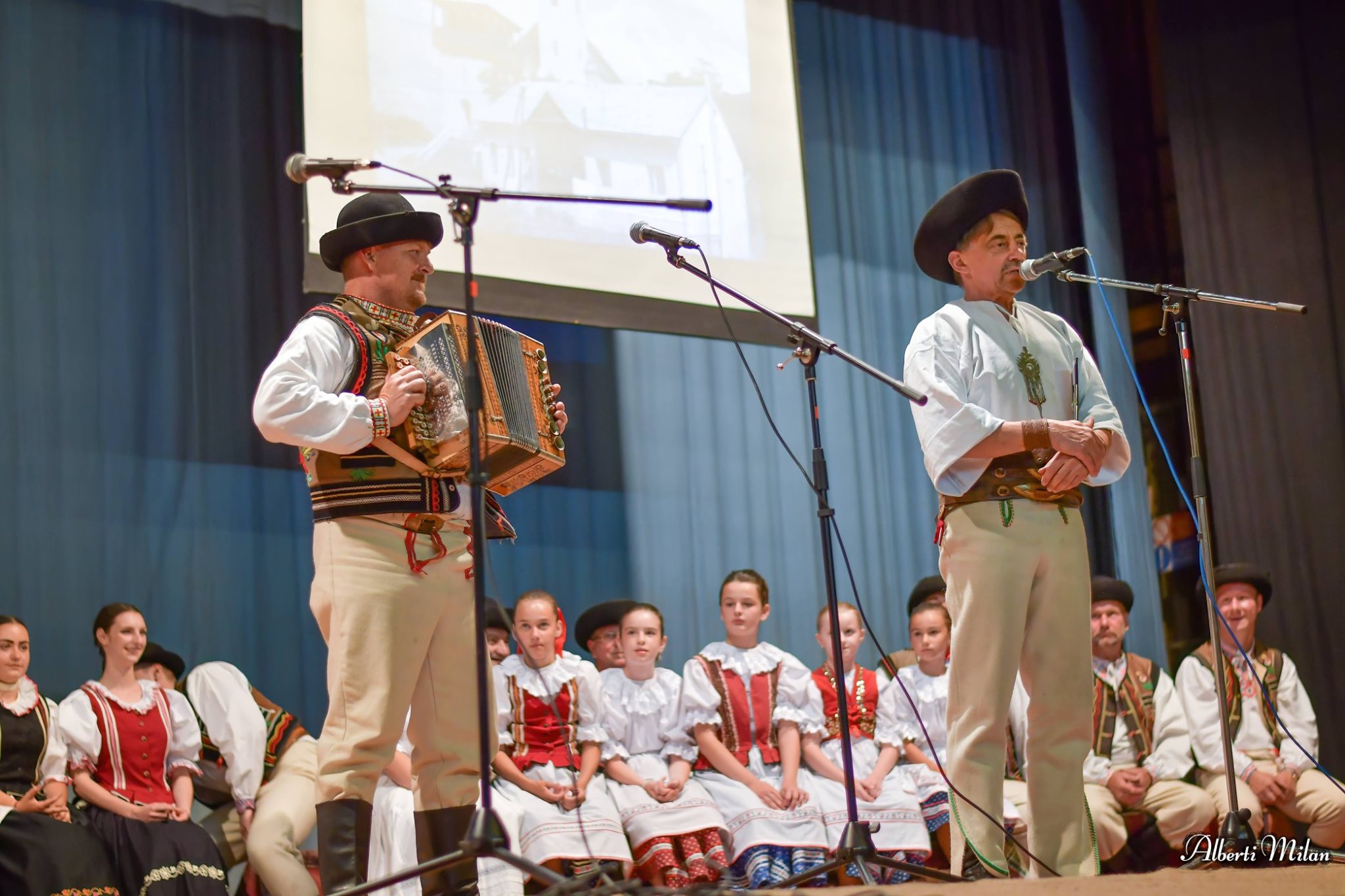 106188941_26088499059